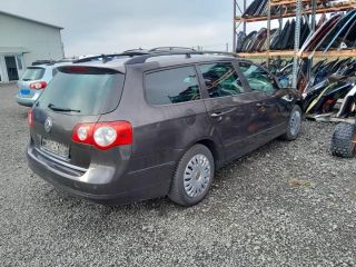 bontott VW PASSAT B6 Felső Hűtőburkolat