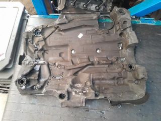 bontott VW PASSAT B6 Felső Hűtőburkolat