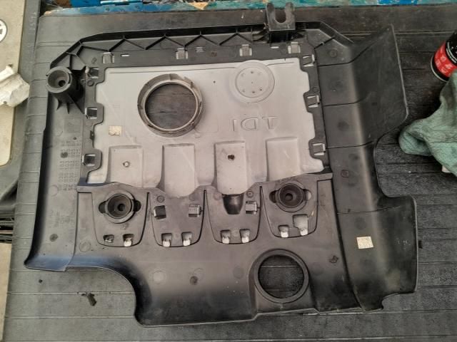 bontott VW PASSAT B6 Felső Hűtőburkolat