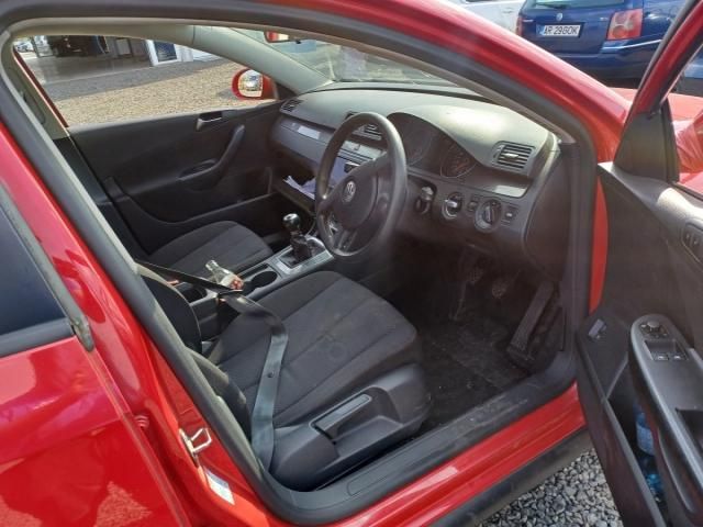 bontott VW PASSAT B6 Felső Hűtőburkolat