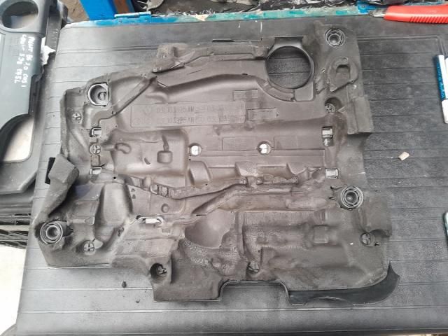 bontott VW PASSAT B6 Felső Hűtőburkolat