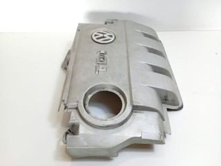 bontott VW PASSAT B6 Felső Hűtőburkolat