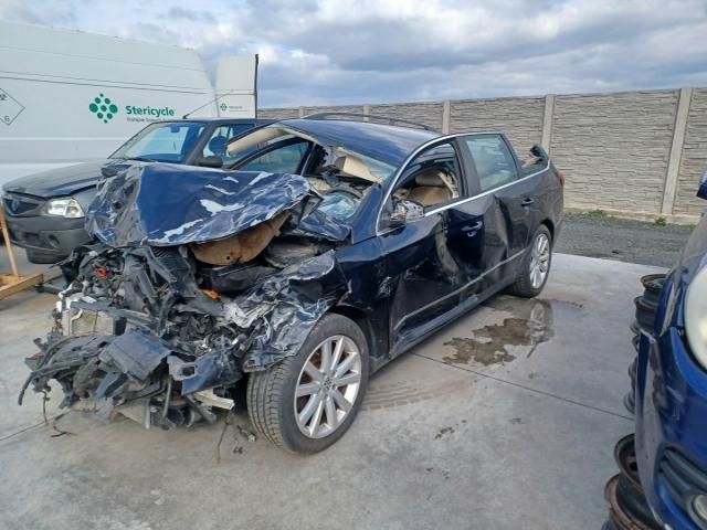 bontott VW PASSAT B6 Felső Hűtőburkolat