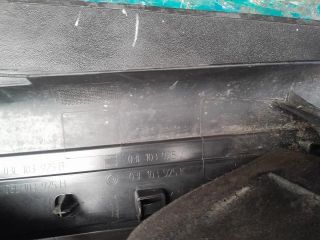 bontott VW PASSAT B6 Felső Hűtőburkolat