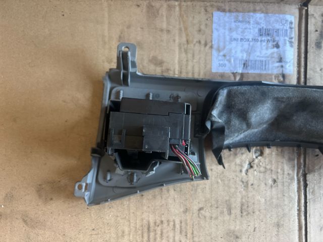 bontott VW PASSAT B6 Felső Kormányoszlop Burkolat