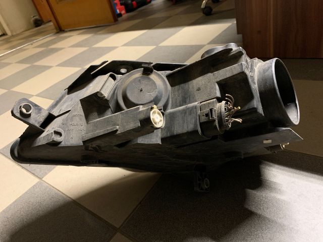 bontott VW PASSAT B6 Fényszóró Pár