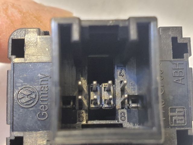 bontott VW PASSAT B6 Fényszórómagasság Állító Kapcsoló