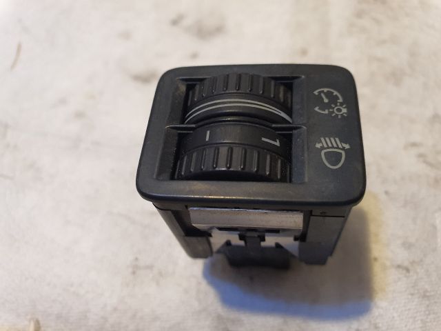 bontott VW PASSAT B6 Fényszórómagasság Állító Kapcsoló