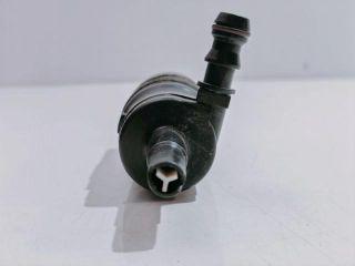 bontott VW PASSAT B6 Fényszórómosó Szivattyú