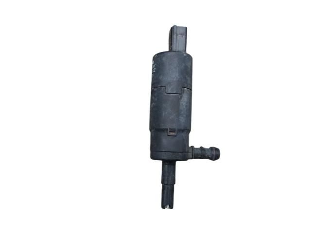 bontott VW PASSAT B6 Fényszórómosó Szivattyú