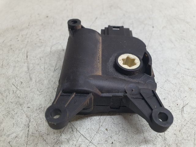 bontott VW PASSAT B6 Fűtés Állító Motor