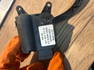 bontott VW PASSAT B6 Fűtés Állító Motor