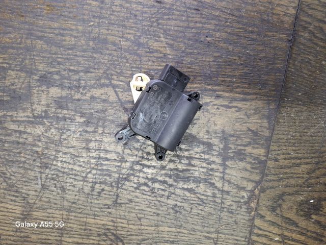 bontott VW PASSAT B6 Fűtés Állító Motor