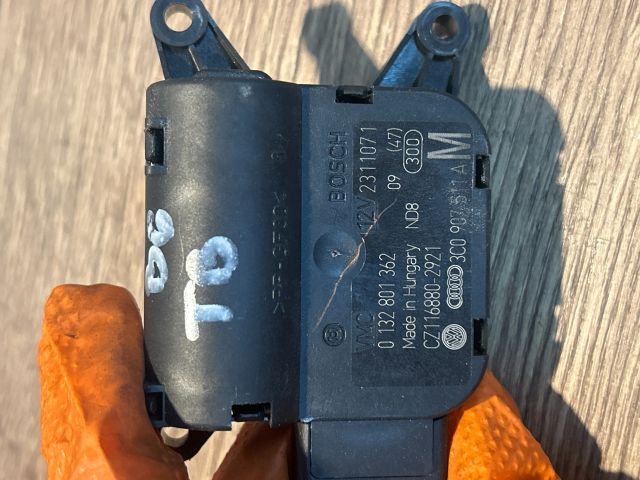 bontott VW PASSAT B6 Fűtés Állító Motor