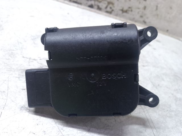 bontott VW PASSAT B6 Fűtés Állító Motor