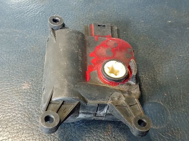 bontott VW PASSAT B6 Fűtés Állító Motor