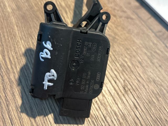 bontott VW PASSAT B6 Fűtés Állító Motor