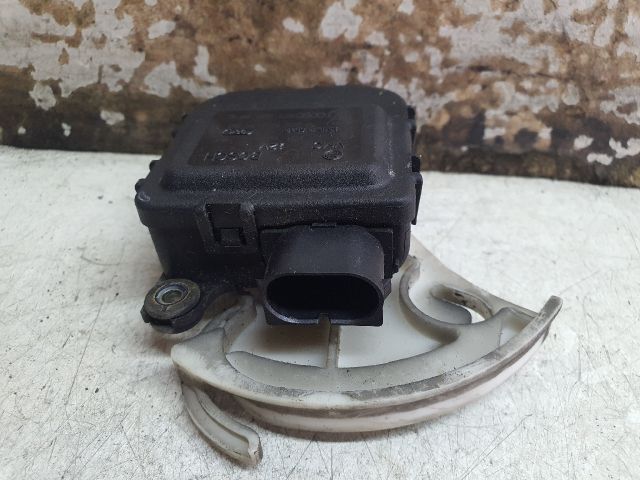 bontott VW PASSAT B6 Fűtés Állító Motor