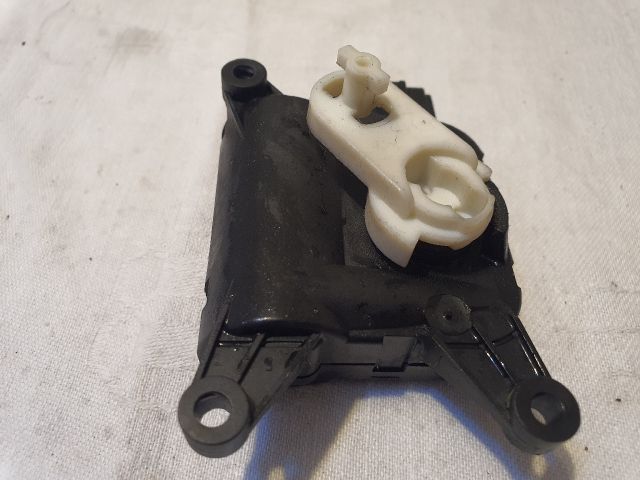 bontott VW PASSAT B6 Fűtés Állító Motor