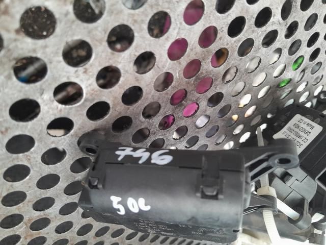 bontott VW PASSAT B6 Fűtés Állító Motor