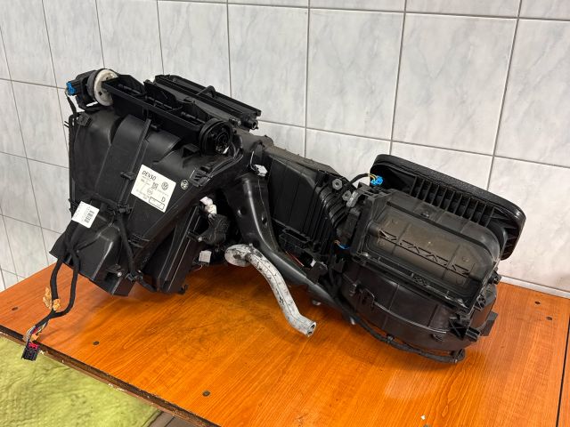 bontott VW PASSAT B6 Fűtés Box