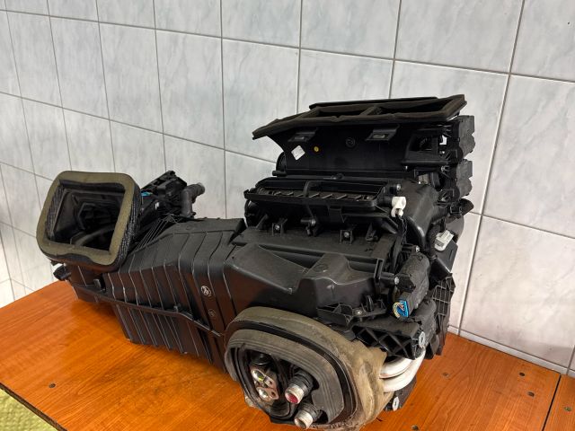 bontott VW PASSAT B6 Fűtés Box