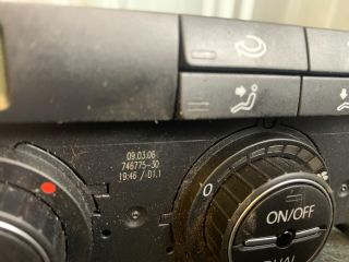 bontott VW PASSAT B6 Fűtéskapcsoló (digit klímás)