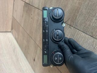 bontott VW PASSAT B6 Fűtéskapcsoló (digit klímás)