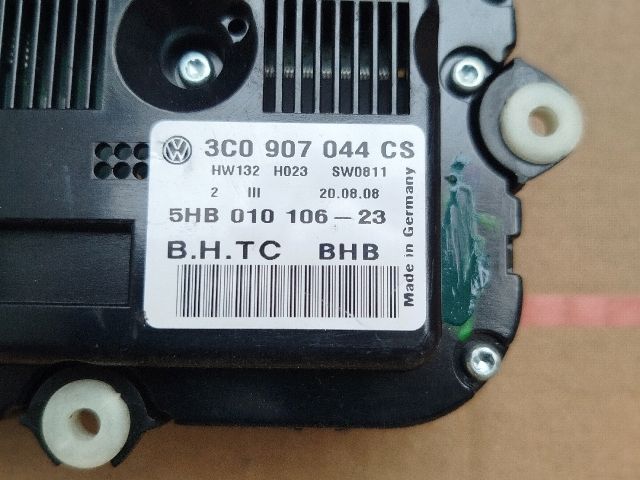 bontott VW PASSAT B6 Fűtéskapcsoló (digit klímás)