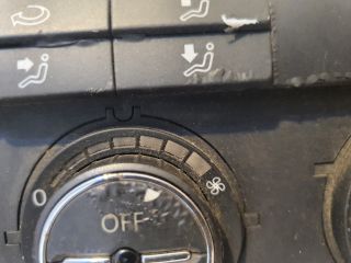 bontott VW PASSAT B6 Fűtéskapcsoló (digit klímás)