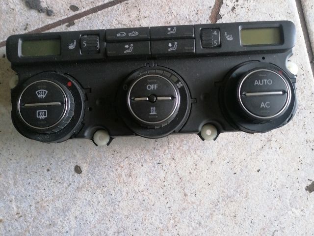 bontott VW PASSAT B6 Fűtéskapcsoló (digit klímás)