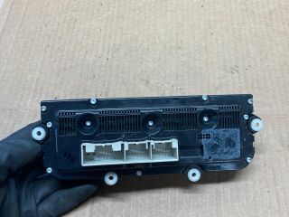 bontott VW PASSAT B6 Fűtéskapcsoló (digit klímás)