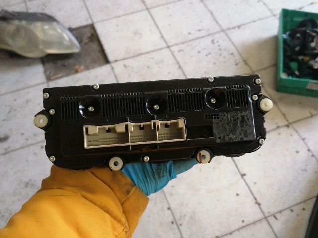 bontott VW PASSAT B6 Fűtéskapcsoló (digit klímás)