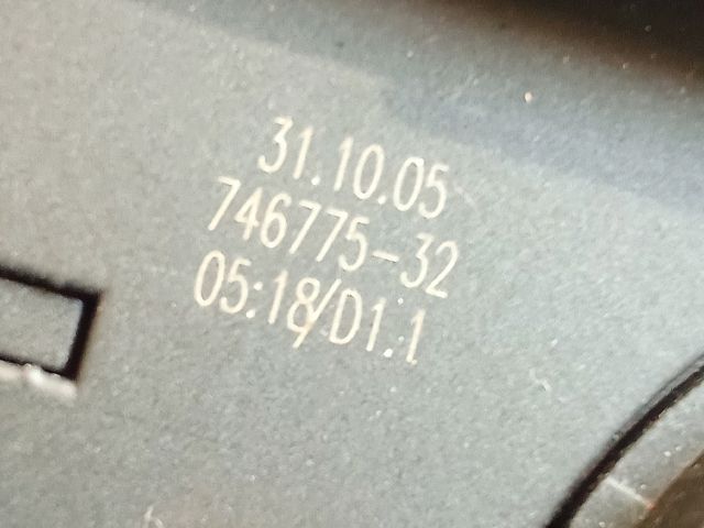 bontott VW PASSAT B6 Fűtéskapcsoló (digit klímás)