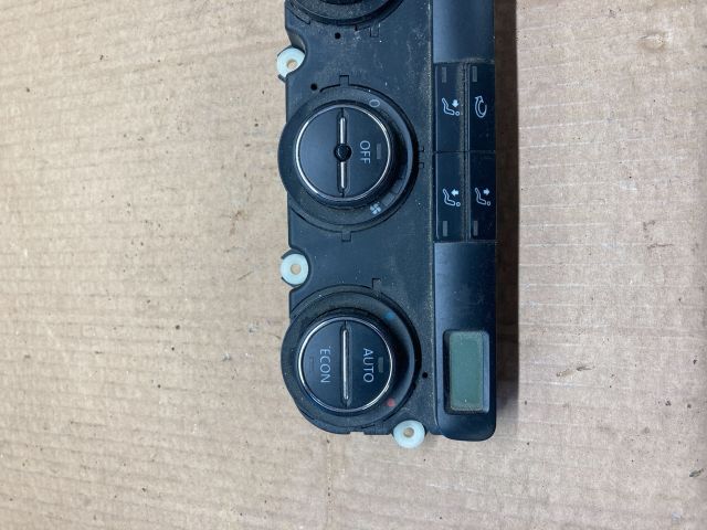 bontott VW PASSAT B6 Fűtéskapcsoló (digit klímás)