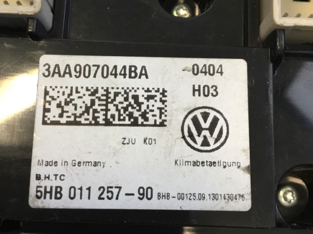bontott VW PASSAT B6 Fűtéskapcsoló (digit klímás)