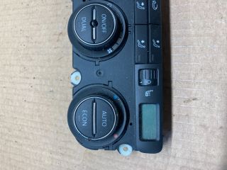 bontott VW PASSAT B6 Fűtéskapcsoló (digit klímás)