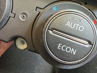 bontott VW PASSAT B6 Fűtéskapcsoló (digit klímás)