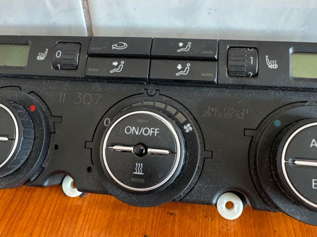 bontott VW PASSAT B6 Fűtéskapcsoló (digit klímás)