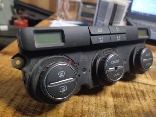 bontott VW PASSAT B6 Fűtéskapcsoló (digit klímás)