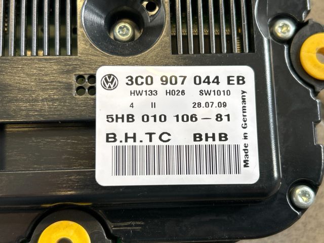 bontott VW PASSAT B6 Fűtéskapcsoló (digit klímás)