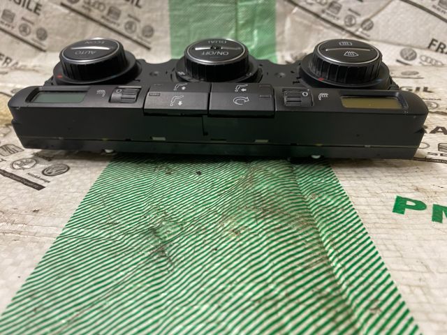 bontott VW PASSAT B6 Fűtéskapcsoló (digit klímás)