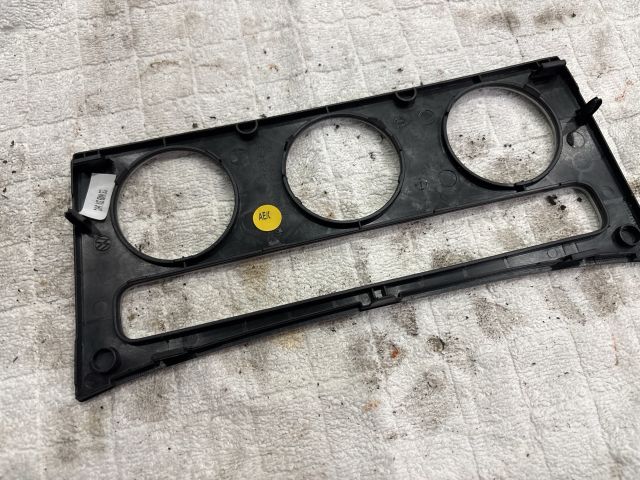 bontott VW PASSAT B6 Fűtéskapcsoló Keret