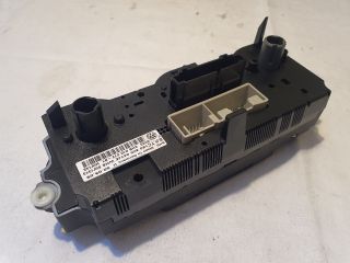 bontott VW PASSAT B6 Fűtéskapcsoló (manuális klímás)