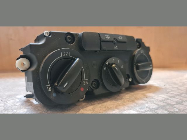 bontott VW PASSAT B6 Fűtéskapcsoló (manuális klímás)