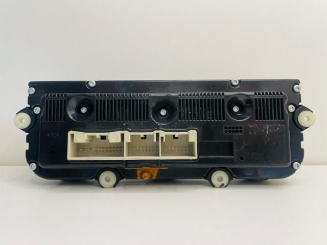 bontott VW PASSAT B6 Fűtéskapcsoló