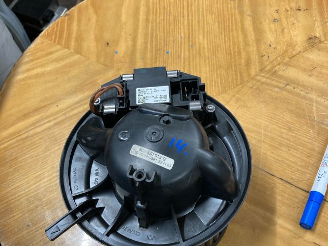 bontott VW PASSAT B6 Fűtőmotor (Klímás)