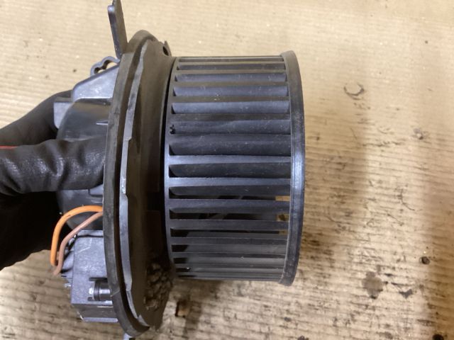 bontott VW PASSAT B6 Fűtőmotor (Klímás)