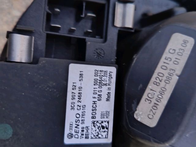 bontott VW PASSAT B6 Fűtőmotor (Klímás)