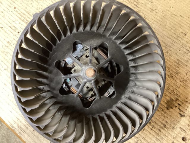 bontott VW PASSAT B6 Fűtőmotor (Klímás)